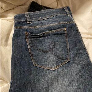 Fashion bug capri jeans